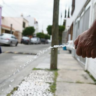 Pagan agua barata; piden ajuste por alto consumo