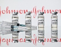 La vacuna de J&J fue autorizada como recurso de emergencia por la FDA a fines de febrero, ante la esperanza de que, al requerir una sola dosis, impulsaría la campaña de vacunación en todo el país. AFP / J. Tallis