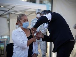 Sobre efectos adversos de la vacuna anti COVD-19, sólo ha habido 15 eventos totales, entre médicos y adultos mayores. EL INFORMADOR / ARCHIVO