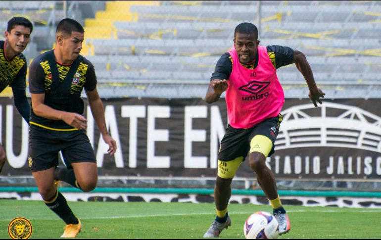 Un triunfo le basta al equipo de Jorge 