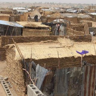 Veinte niños mueren calcinados tras incendiarse escuela rural en Níger