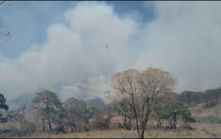se cuenta con el apoyo aéreo de 3 helicópteros: Tláloc de Zapopan, y Cuauhtli y Witari de Semadet. TWITTER / @SemadetJal