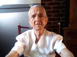 En un video, doña Ninfa dice que así podría conseguir dinero, pues a su edad ya no le es fácil encontrar un empleo. YouTube / Cocinando con Ninfa