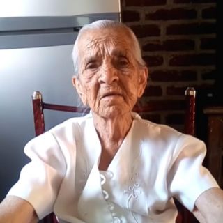 Doña Ninfa, la youtuber de 87 años que pide ayuda para vivir de sus videos