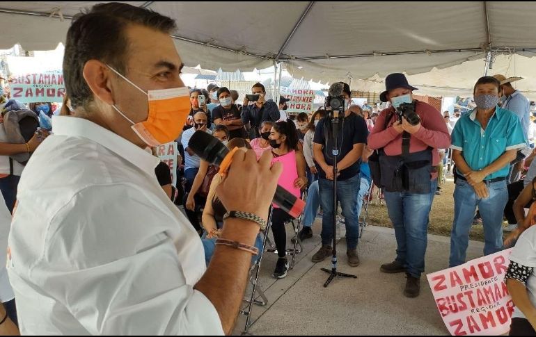 Salvador Zamora visitó la tarde de este jueves ambos fraccionamientos de Tlajomulco de Zúñiga. ESPECIAL