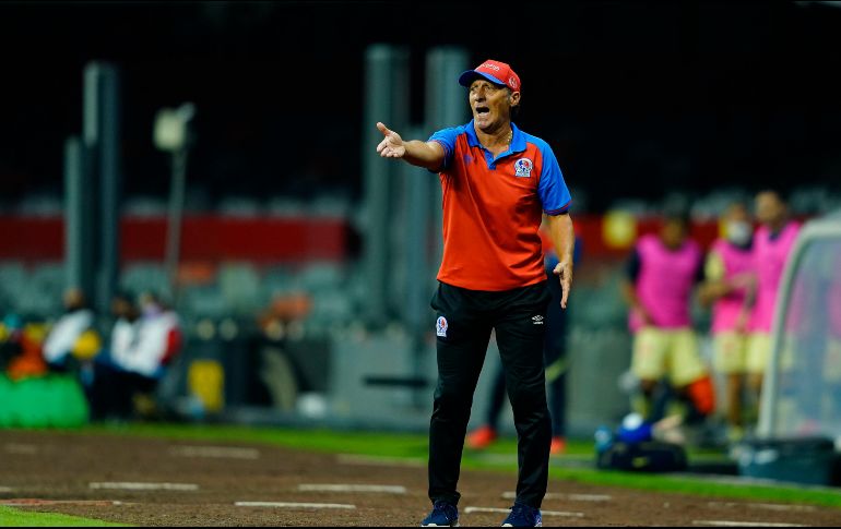 El entrenador del Olimpia de Honduras, Pedro Troglio, continúa en la defensa mediática de la violencia con la que sus futbolistas jugaron el partido de vuelta de los octavos de final de la Concachampions ante el América. Imago7