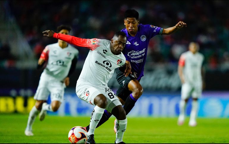 Mazatlán y Atlas siguen igualados tras 25 minutos disputados. Imago7 / A. Suárez