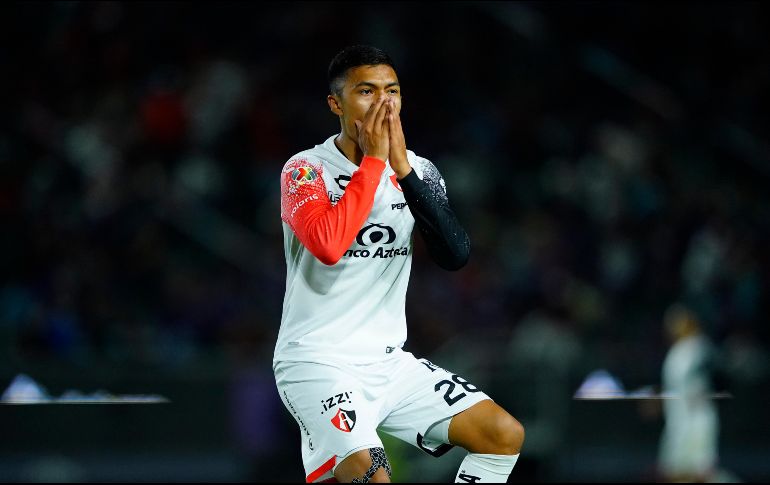 Los rojinegros del Atlas poco a poco, conforme avanzan los minutos, le ceden el balón a Mazatlán. Imago7 / A. Suárez