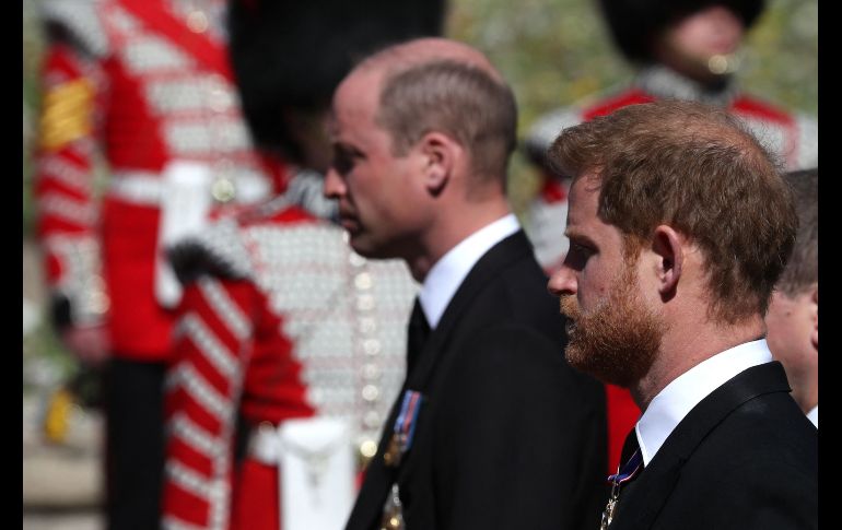 Las miradas estuvieron puestas en los príncipes Harry y William, cuyas relaciones son tensas.. AFP/ G. Fuller