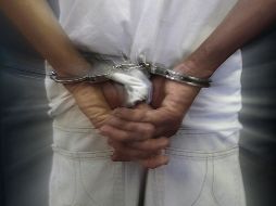 Al detenido se le aseguraron cinco armas largas, cargadores y cartuchos, 66 dosis de hierba con las características propias de la marihuana, equipo táctico y seis vehículos. EL INFORMADOR / ARCHIVO