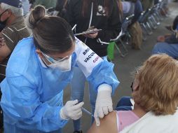 La vacuna es solo para habitantes de Tonalá que ya recibieron la primera dosis. EL INFORMADOR/ARCHIVO