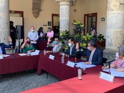 Los titulares de las fracciones parlamentarias avalaron también cambios en la integración de comisiones legislativas. ESPECIAL /