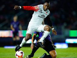 El volante ofensivo de los rojinegros del Atlas se mantiene ''entre algodones'' por una lesión sufrida en el partido ante Mazatlán del pasado fin de semana. IMAGO7