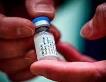 La EMA avala la aplicaciónde la vacuna, aunque con una advertencia sobre los riesgos menores de salud que ello implica. EFE/ARCHIVO
