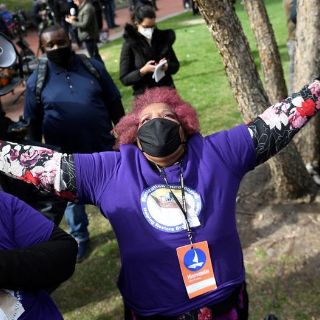 Fotogalería: lágrimas y alivio ante el veredicto de Derek Chauvin