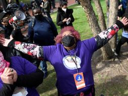 Entre gritos y pancartas, se vivió un clima positivo ante un veredicto que marca un antes y un después en la historia de Estados Unidos. EFE/C. Lassig