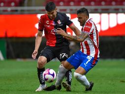 Atlas necesita ganar para mantener vivas sus esperanzas de alejarse del sótano de la tabla de cocientes y clasificar a la Liguilla. Chivas sueña con colarse al repechaje. IMAGO7