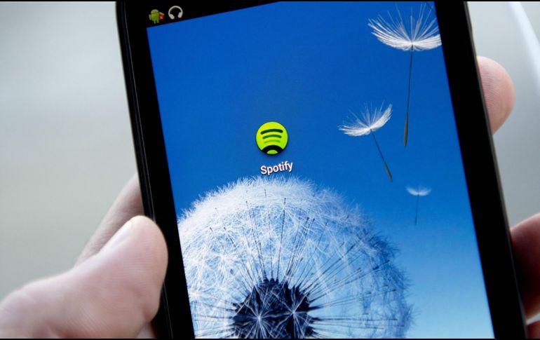Según el portal GSM Arena, las palabras para activar el asistente de voz en Spotify es 