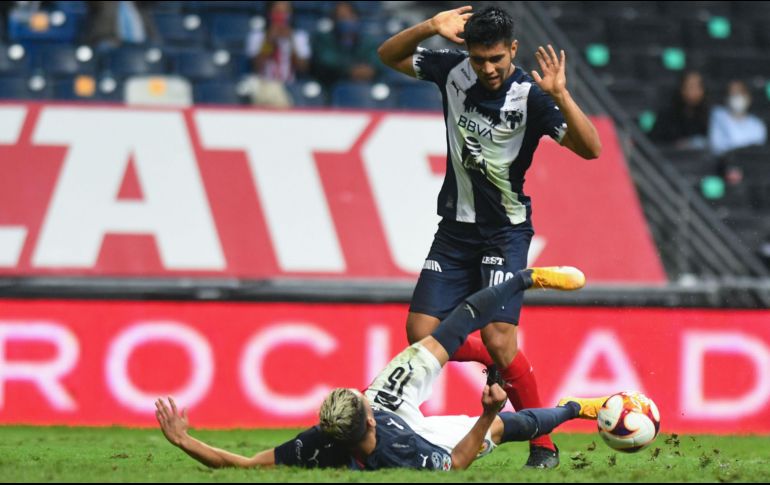 Uriel Antuna fue derribado en el filo del área grande. Imago7/ A. Jiménez