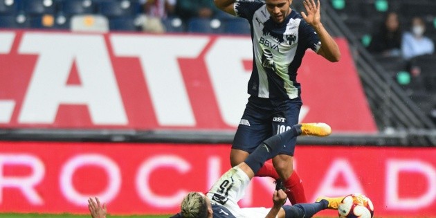 El VAR le quita penal a Chivas