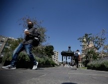 A pesar del semáforo verde, se pide seguir con el uso de cubrebocas. EL INFORMADOR/ARCHIVO