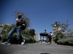 A pesar del semáforo verde, se pide seguir con el uso de cubrebocas. EL INFORMADOR/ARCHIVO