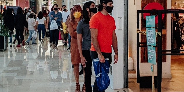 Ventas minoristas tienen su mayor alza en tres meses