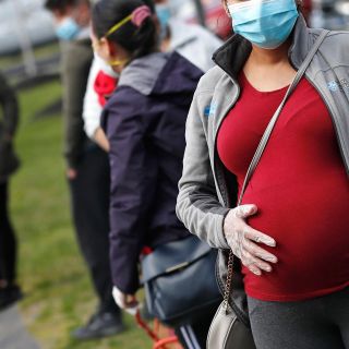 COVID-19: EU recomienda a embarazadas vacunarse contra el coronavirus