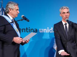 Meoni (d) murió en un accidente en el kilómetro 112 de la ruta 7. EFE/ARCHIVO