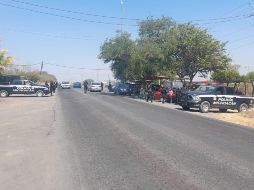 Los criminales atravesaron piedras en el tramo Apatzingán-Aguililla. TWITTER/@MICHOACANSSP