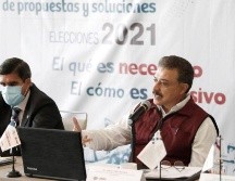Lomelí Bolaños firmó los compromisos impulsados por el foro “Infórmate y Decide” que promueve la Canaco. Cortesía