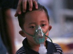 El oxígeno, vital para salvar a las personas con problemas respiratorios, escasea en muchos de los llamados países de 