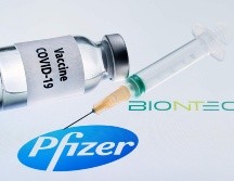 Los estudios muestran que la efectividad de la vacuna de BioNTech/Pfizer baja de un 95% a aproximadamente un 91% después de seis meses, señaló. AFP / ARCHIVO