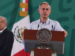 ''Me encuentro bien, tengo un catarro común, no todo es COVID-19'', dijo López-Gatell. SUN / C. Mejía