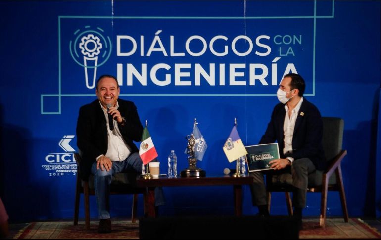 El presidente del CICEJ, Bernardo Saénz Barba, aceptó la propuesta de Alberto Uribe para la cooperación mutua. TWITTER / @AlbertoUribeC