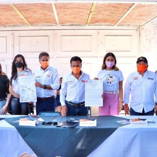 Horacio Fernández y candidatos de MC hacen compromiso con la salud