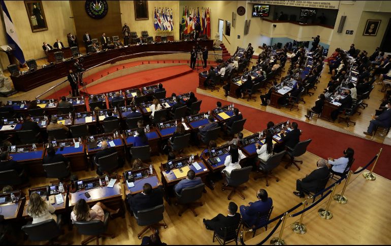 La mayoría parlamentaria acusa a los magistrados de esta sala de haber emitido sentencias “arbitrarias”. EFE