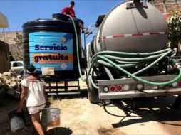 SIN COSTO. El SIAPA recuerda a los ciudadanos que el servicio de abasto a través de pipas es gratuito. ESPECIAL