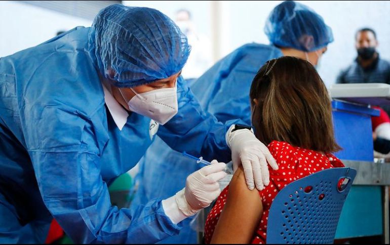 La Secretaría de Salud Jalisco informó que sigue avanzando la inmunización de personal educativo. TWITTER / @saludjalisco