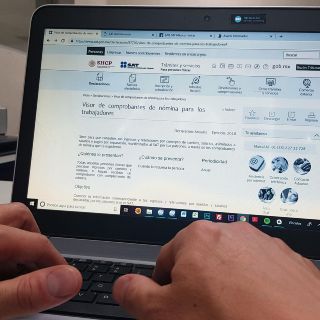 Crecen contribuyentes morosos con el SAT