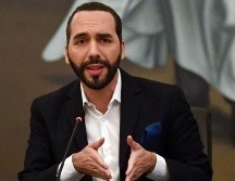 A dos años de conseguir un triunfo histórico en las elecciones, Bukele cuenta con un gran apoyo popular pero cada vez recibe más críticas por un supuesto mandato de tintes autoritarios. MARVIN RECINOS / AFP