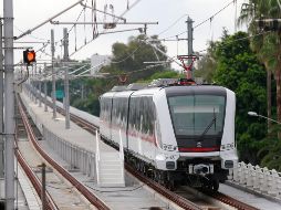 Las autoridades afirman que como protocolo de arranque, todos los días en la madrugada se realizan recorridos en vacío antes de comenzar a brindar el servicio. ESPECIAL/ARCHIVO