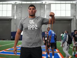 Con más de dos metros de estatura y 150 kilos de peso, Gutiérrez buscará quedarse con el equipo de la Bahía. TWITTER/@nflmx