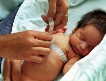 La mamá dio a luz por cesárea a sus nueve bebés hace unos días. AFP/ARCHIVO