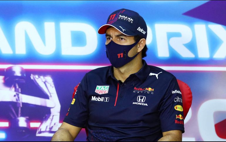 El mexicano de Red Bull está consciente de que el ser piloto de F1 no siempre es sencillo. AFP / ARCHIVO