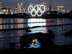 Buscan animar a los deportistas, oficiales y otros participantes de los Juegos Olímpicos, a vacunarse en sus países de origen antes de viajar a Japón con su delegación. AFP / P. Fong