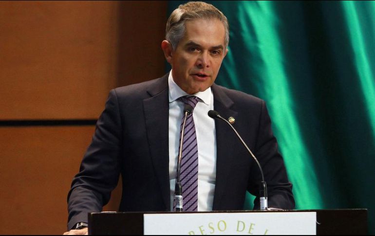 Acusan que los primeros señalamientos sobre fallas ocurrieron después del sismo del 2017, cuando Mancera era el jefe de gobierno. NTX/ARCHIVO