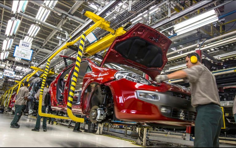 Pese a los avances, este año la producción automotriz sigue afectada por la falta de semiconductores a nivel mundial, situación que se estima que mejorará hasta mediados de 2021. NTX /ARCHIVO