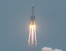 El cohete Long March 5B no es el primero en el que China pierde control de un componente espacial que regresa a la Tierra. AFP / ARCHIVO