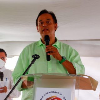Cosío promete mejores condiciones laborales a trabajadores de Zapopan